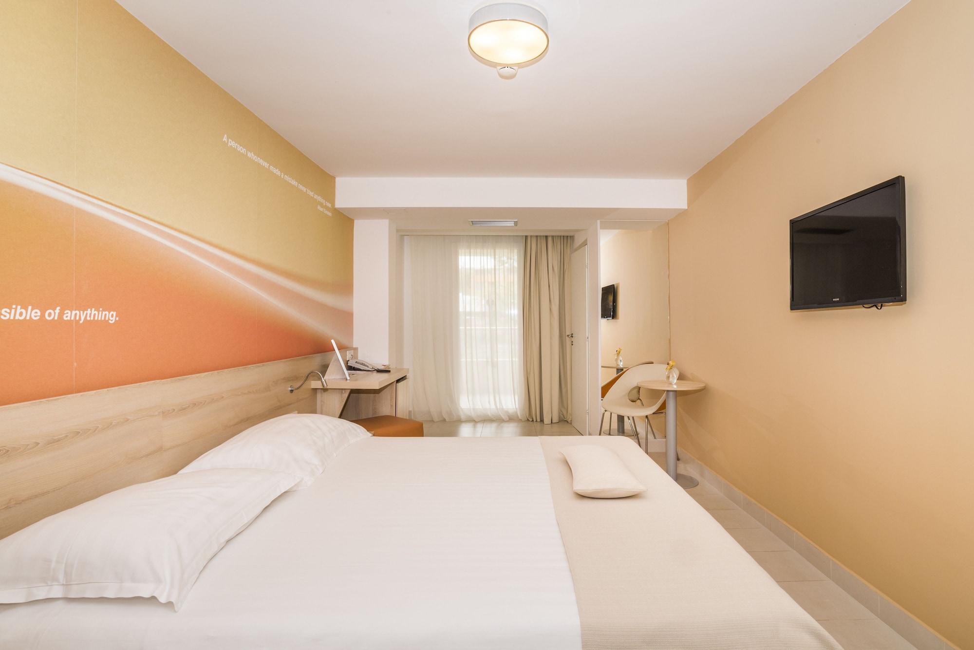 Plava Laguna 4*