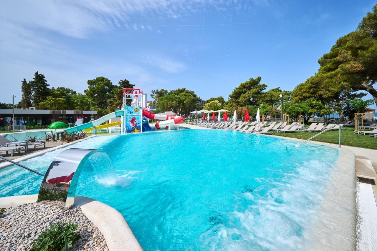 Plava Laguna Hotel 4*