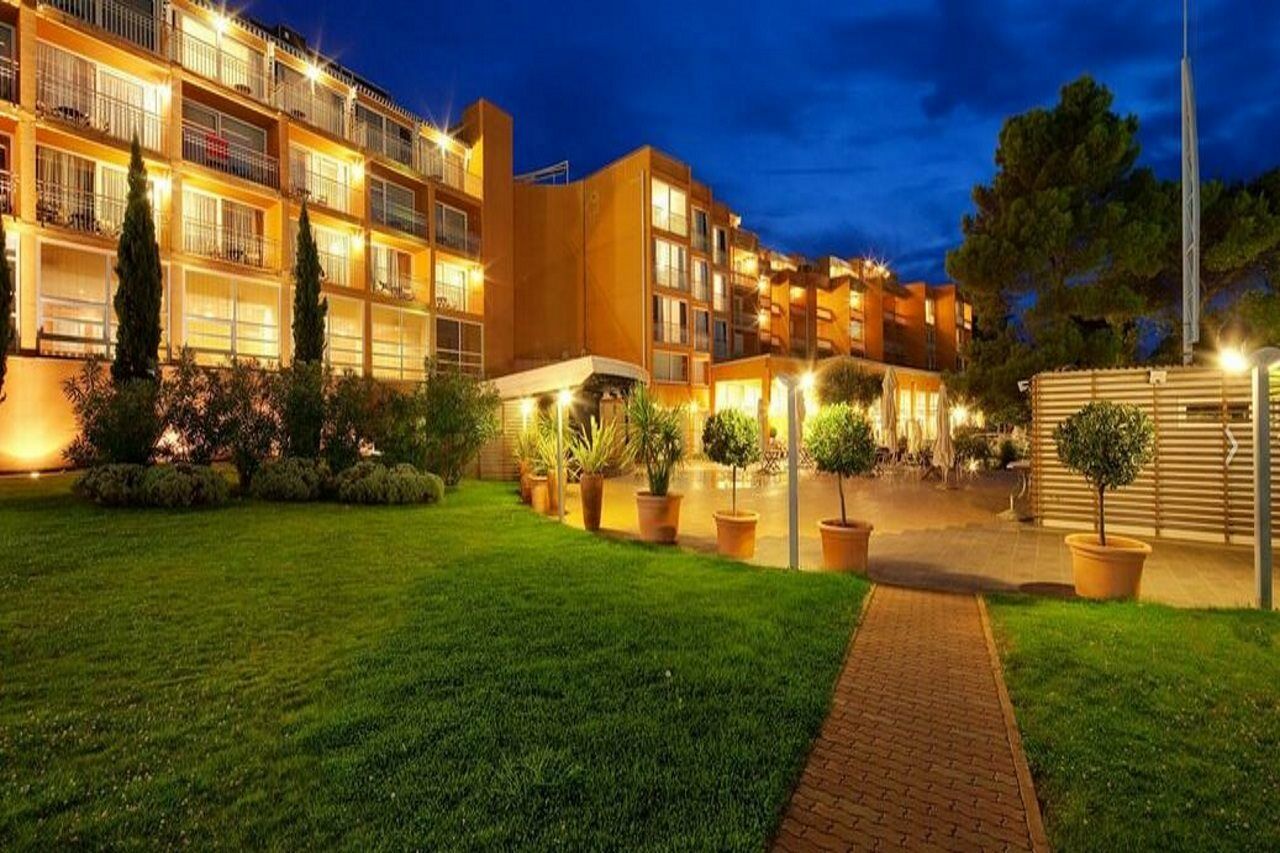 Plava Laguna 4*